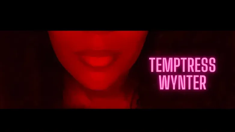 OnlyFans cuenta temptresswynter header 2