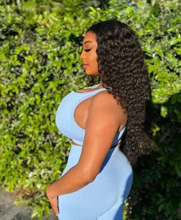 OnlyFans cuenta rachelraxxx header 2