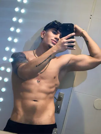 OnlyFans cuenta lewisdbn12 header 2