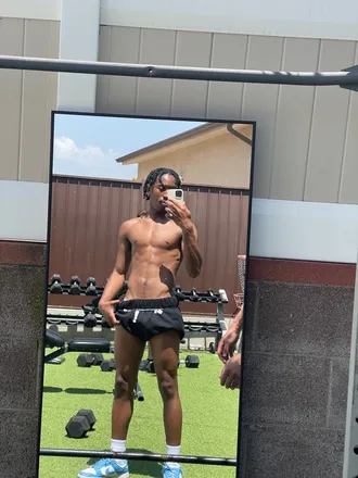 OnlyFans cuenta kingrailer header 2