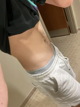OnlyFans cuenta luverboytroy avatar 1