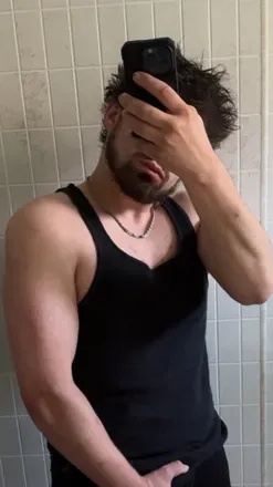 OnlyFans account  iwonttellne1 avatar 1