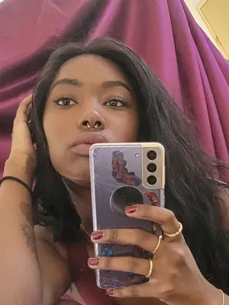 OnlyFans account  raebaerose avatar 1