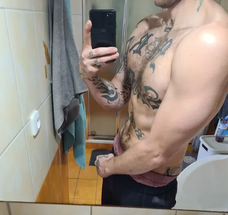 OnlyFans cuenta u220298053 header 2
