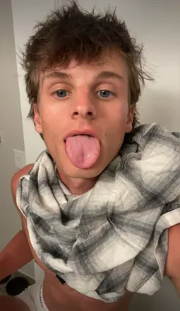 OnlyFans of deletingsoon