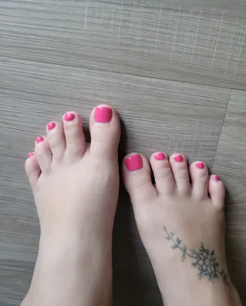 OnlyFans cuenta curvacioustoes header 2