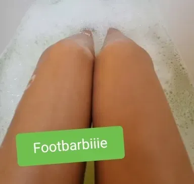 OnlyFans cuenta footbarbiiie header 2