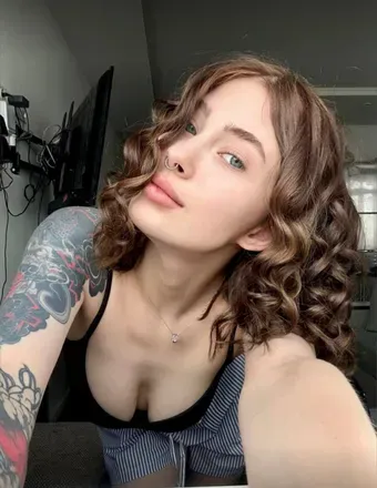OnlyFans cuenta viksi_sugar avatar 1
