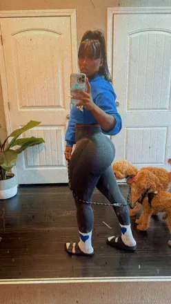 OnlyFans cuenta prettyfitmom avatar 1