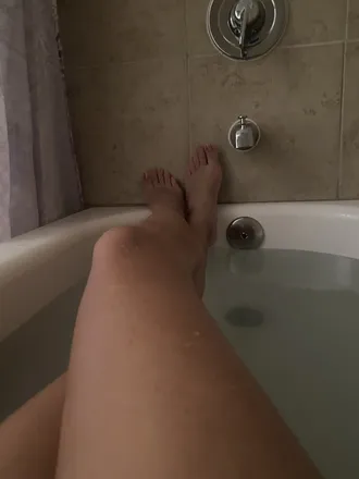 OnlyFans account  makemepurrr2 header 2