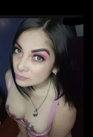 OnlyFans cuenta valentina.nairo header 2