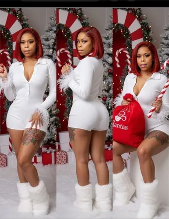 OnlyFans account  emerald-stone header 2