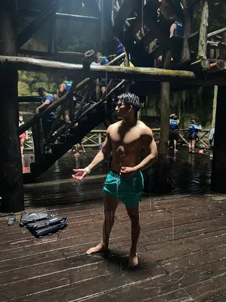 OnlyFans account  alekalcarazu header 2