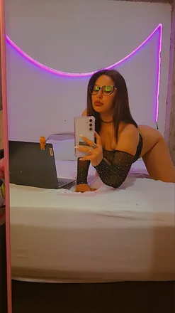 OnlyFans account  lucibadgrilxxx header 2