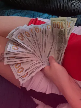 OnlyFans account  kushinala header 2