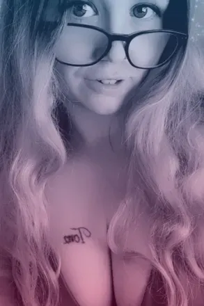 OnlyFans cuenta queenvee_30 avatar 1