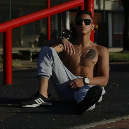 OnlyFans cuenta yuver981 header 2