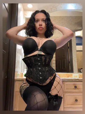 OnlyFans cuenta iwantchyna avatar 1