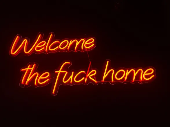 OnlyFans account  pennys.pleasures header 2