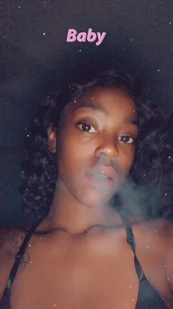 OnlyFans cuenta mrs.dontcare header 2
