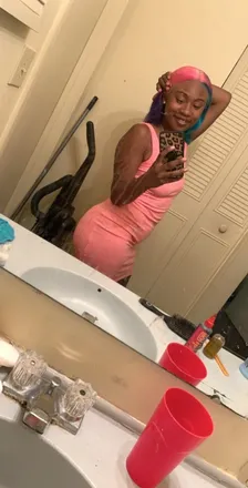 OnlyFans account  fungirlshay25 header 2