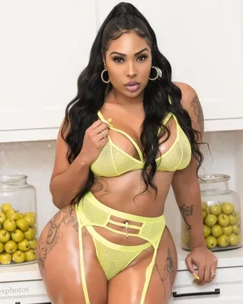 OnlyFans account  sashastallion avatar 1