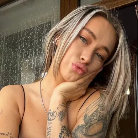 OnlyFans cuenta ivy.xxx avatar 1