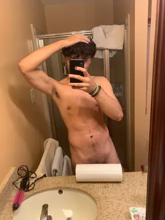 OnlyFans cuenta nikolias avatar 1