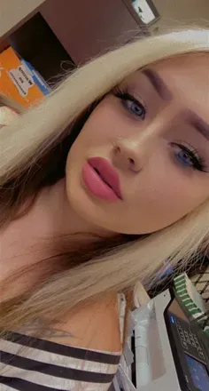 OnlyFans cuenta elleebee avatar 1