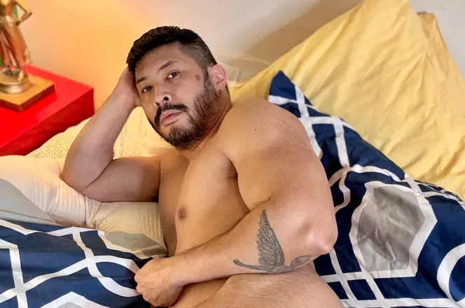OnlyFans cuenta someasiandude header 2