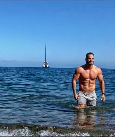OnlyFans account  u13823641 avatar 1