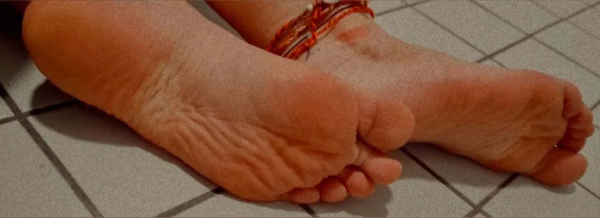 OnlyFans cuenta sinsweetfeets header 2