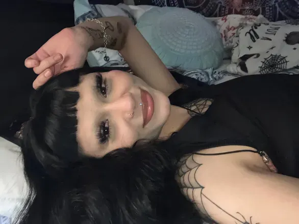OnlyFans account  latinaagothmamii avatar 1