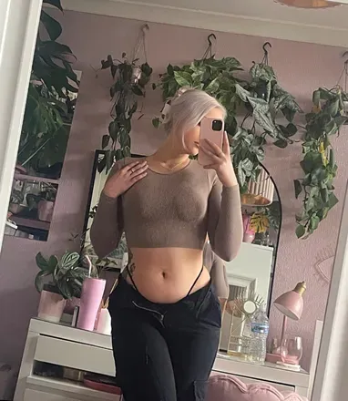 OnlyFans cuenta welshdoll header 2
