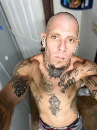 OnlyFans cuenta tatt_2_u header 2