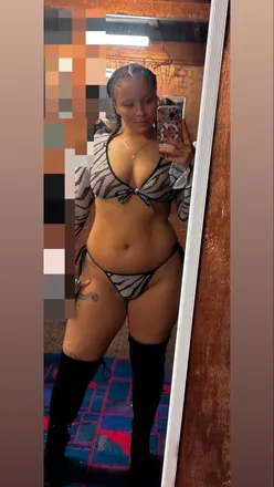 OnlyFans cuenta khloza header 2