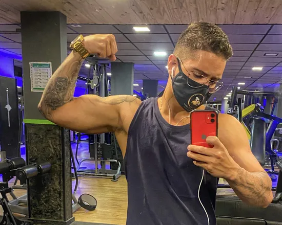 OnlyFans cuenta hugo_stoso header 2