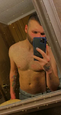 OnlyFans account  papiitonyy header 2