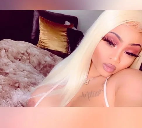 OnlyFans cuenta redbarbie24 header 2