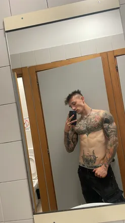 OnlyFans cuenta dottore_s4n7o_7 header 2