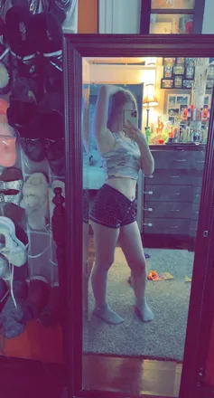 OnlyFans cuenta luvkenzieee header 2