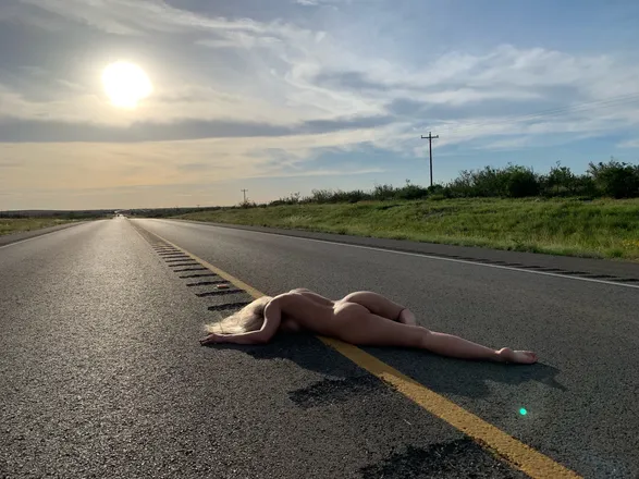 OnlyFans account  surah_d header 2
