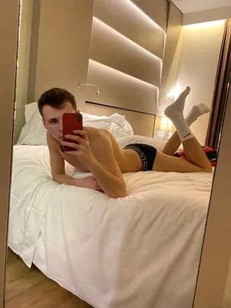 OnlyFans cuenta mateo690 header 2