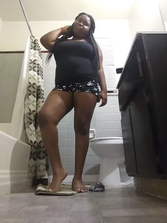 OnlyFans account  tee-licious header 1