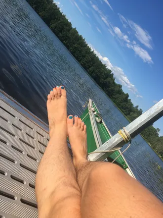 OnlyFans cuenta buttherfeet header 2