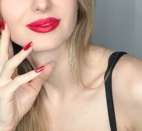 OnlyFans cuenta travelgirl avatar 1