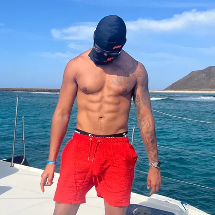 OnlyFans cuenta sk9inches avatar 1