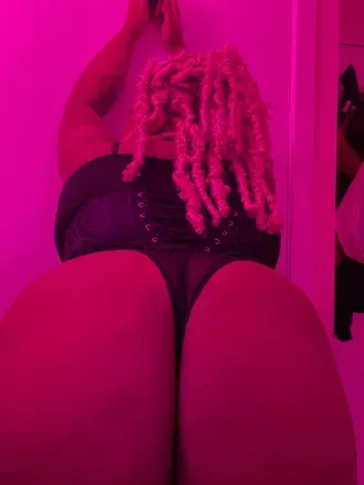 OnlyFans cuenta succubuzdoll avatar 1