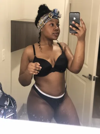 OnlyFans cuenta moni247 header 2