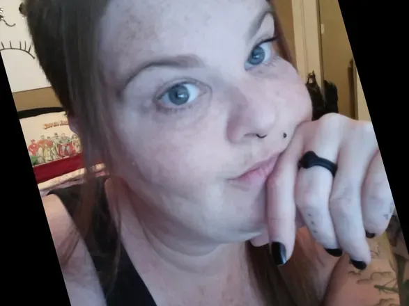 OnlyFans account  sl1ghtly_n00bish avatar 1